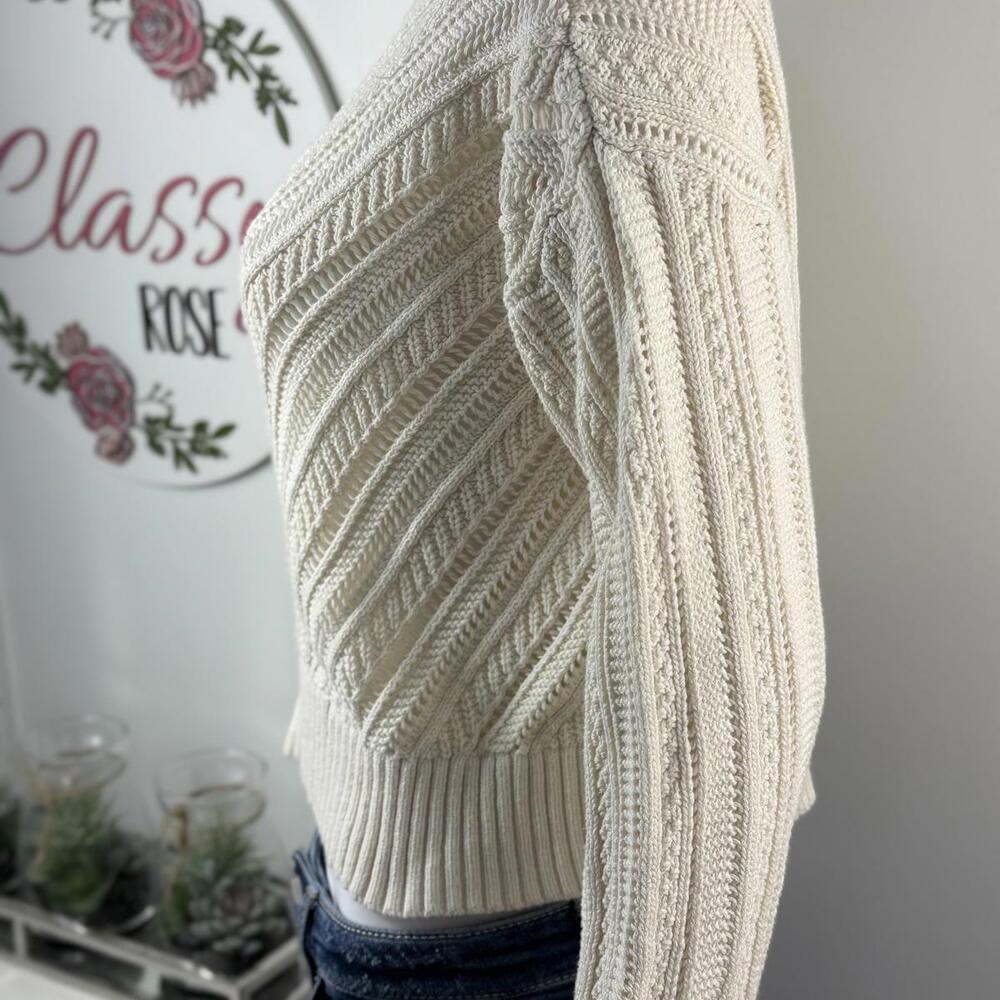 Cute‎ Old Navy Sweater Size S - Picture 3 of 5